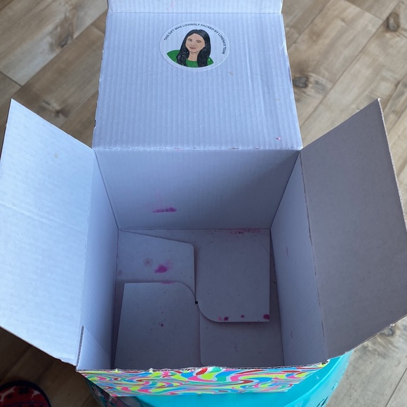 LUSH Boxes - Picture 8 of 8